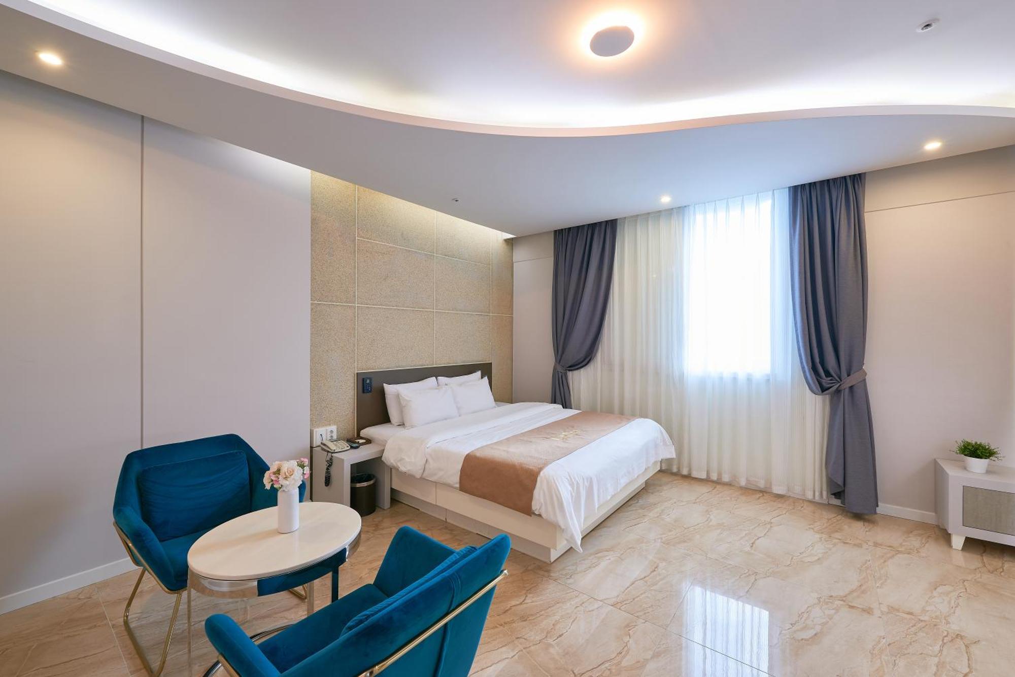 Dubai Hotel Gwangju Metropolitan City Buitenkant foto