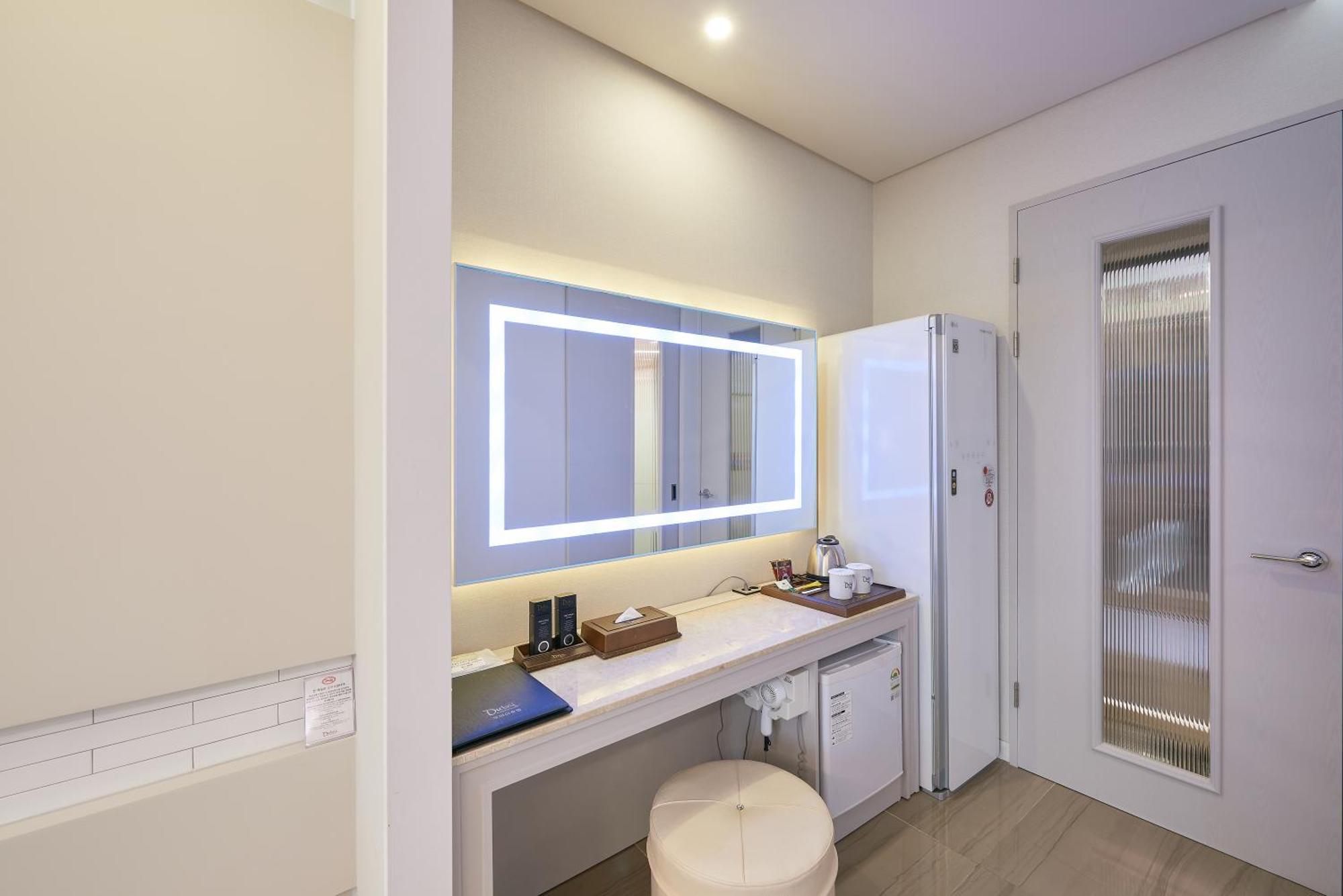 Dubai Hotel Gwangju Metropolitan City Buitenkant foto